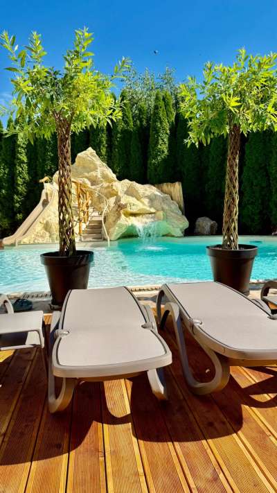 Venkovní relaxační bazén